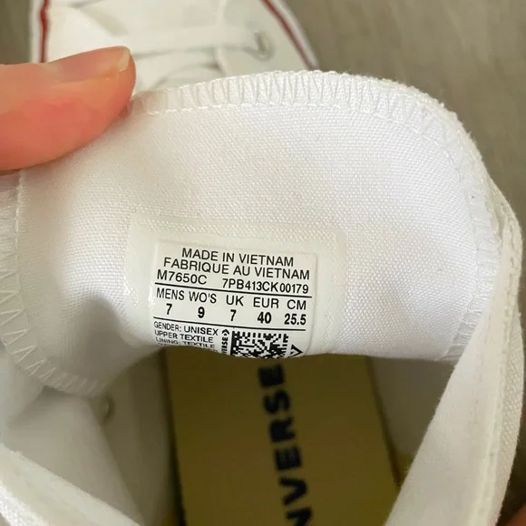 ⛔SOLD⛔ White Converse Sneakers - Picture 8 of 9